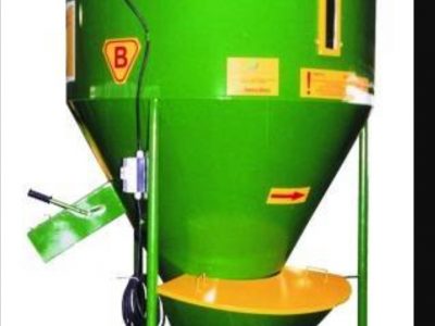 Mieszalnik pasz mrol 500kg. Jak nowy