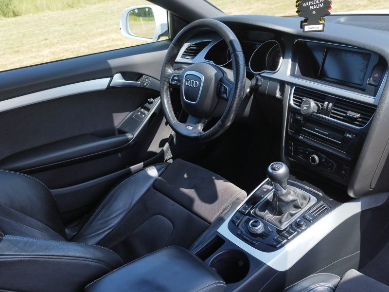 Audi a5 Coupe 2011