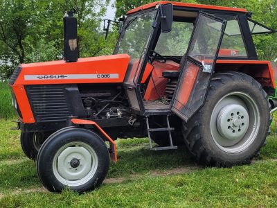 Ciągnik rolniczy Ursus c385