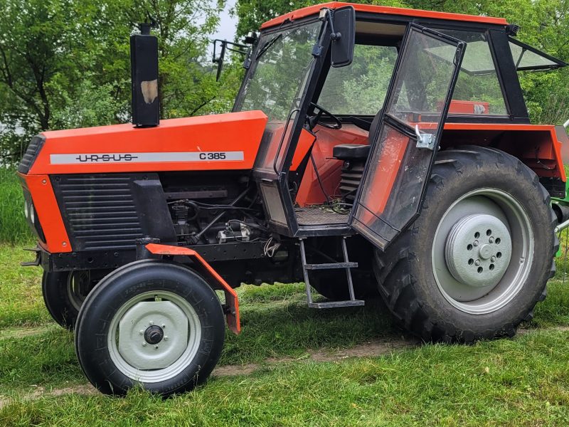Ciągnik rolniczy Ursus c385