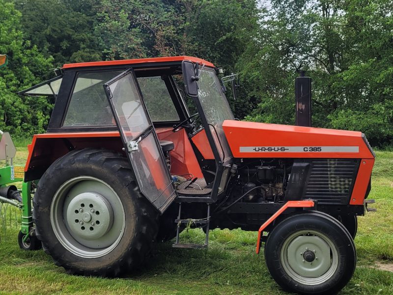 Ciągnik rolniczy Ursus c385