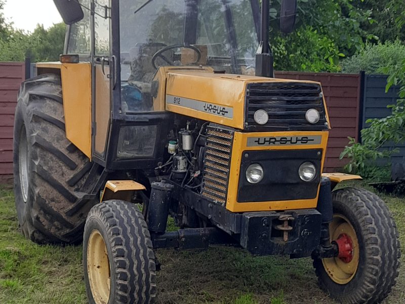 Ursus 902