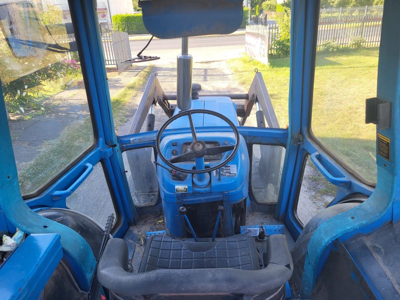 Ford 4600 z ładowaczem