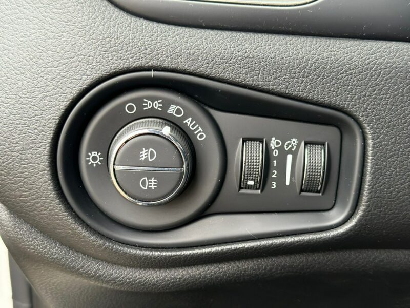 Jeep Renegade 1.5 GSE T4 48V E-hybrid Faktura VAT 23% 2019