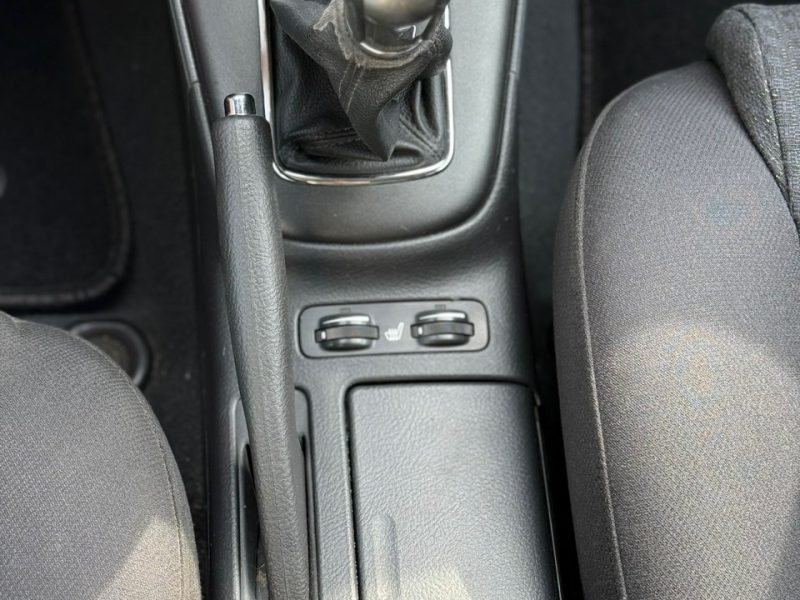 Toyota Avensis 2.0 BOX gratis !! II (2003-2009)