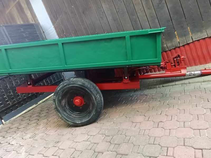 Przyczepa z kiprem