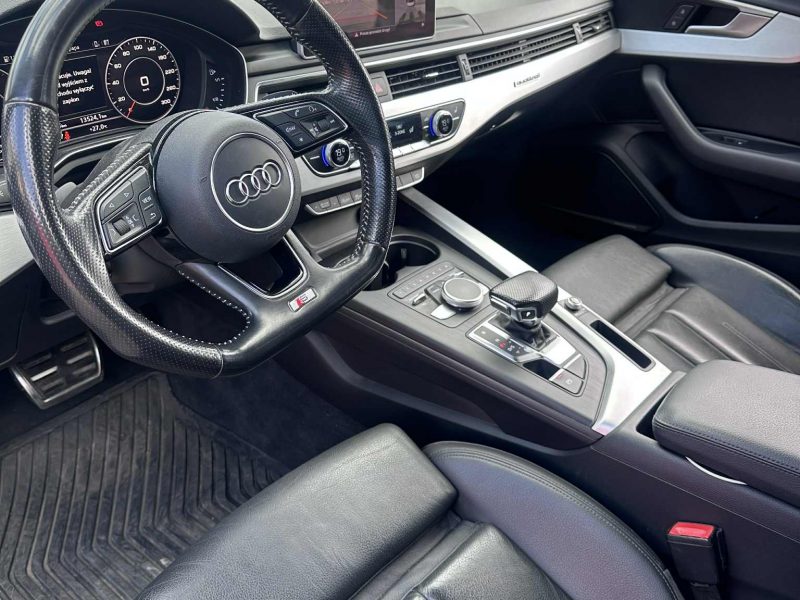 Audi A4 B9 quattro sport S