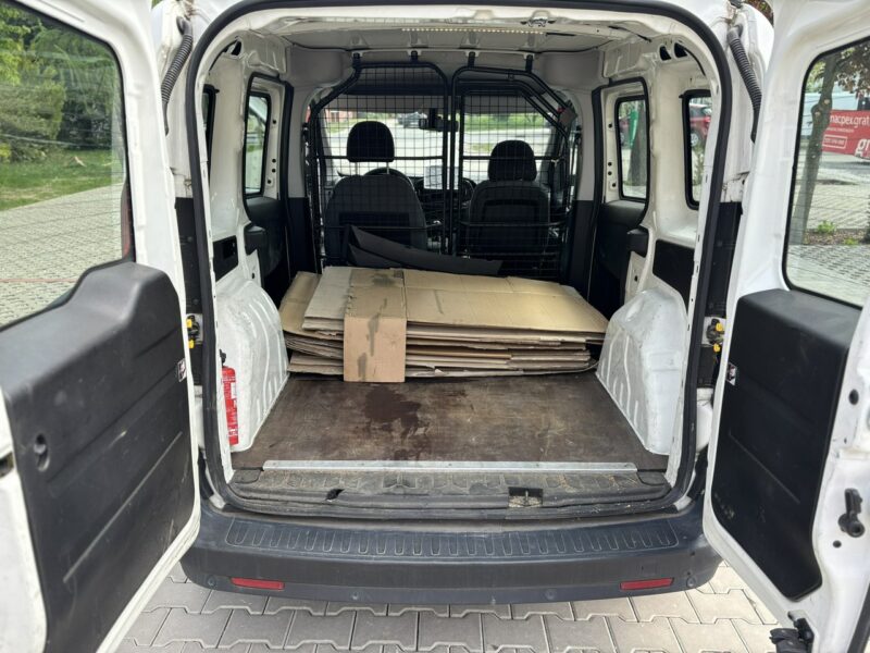Fiat Doblo Przeszklony, Serwisowany
