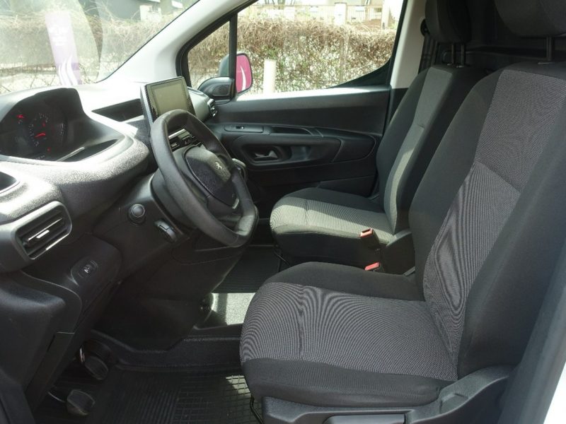 Peugeot Partner Fv 23%*Gwarancja*2 x Boczne Drzwi*Pełny serwis*100% Org. Lakier*Navi*