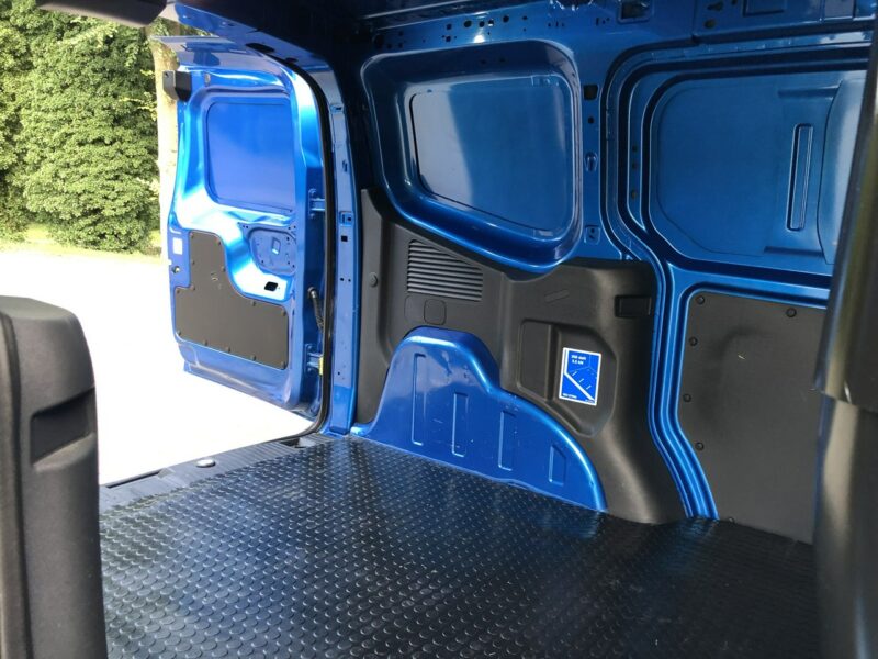 Ford Transit Courier VAN A7 2024r Automat Benzyna Bezwypadkowy Salon Polska Cesja Leasingu