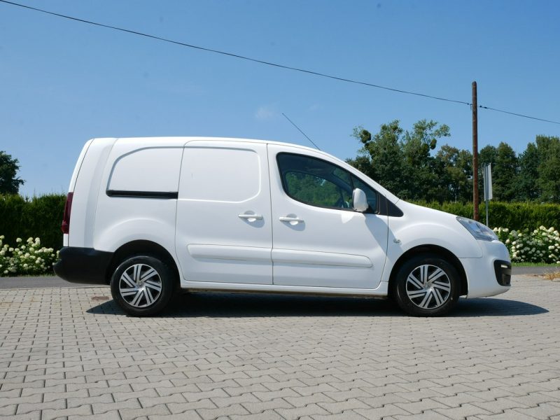 Citroen Berlingo 1.6HDI 90KM Eu5 -Kraj -1 Wł -2xKlimatr -Nowy rozrząd -VAT 23% Brutto