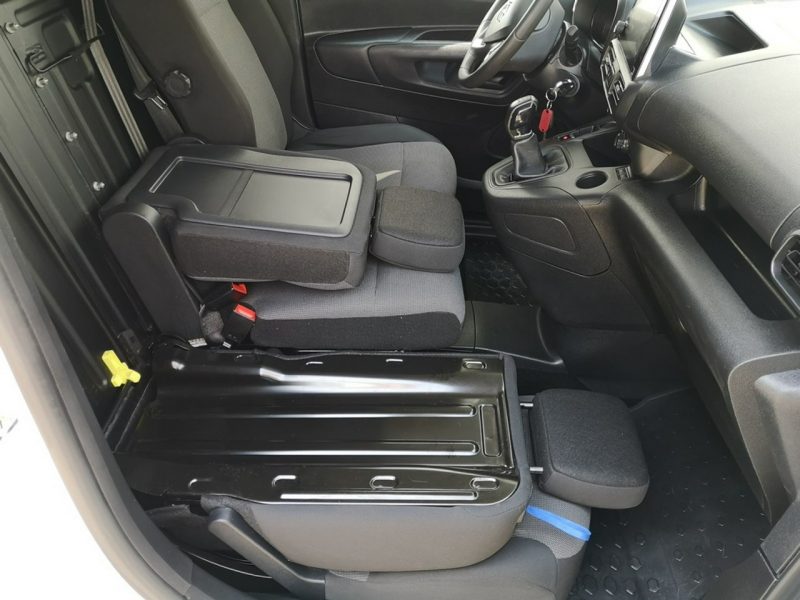 Opel Combo 1.5TDCI 102KM Klima Tempomat Sensory Tempomat Serwis Gwarancja