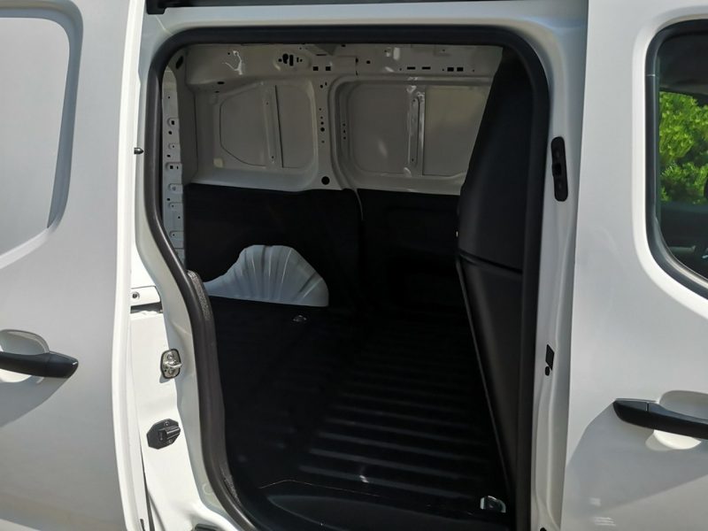 Opel Combo 1.5TDCI 102KM Klima Tempomat Sensory Tempomat Serwis Gwarancja