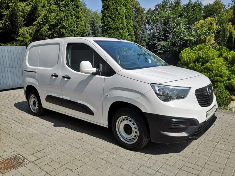 Opel Combo 1.5TDCI 102KM Klima Tempomat Sensory Tempomat Serwis Gwarancja
