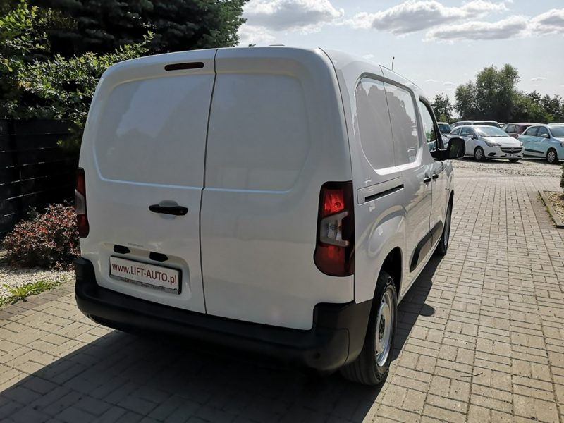 Opel Combo 1.5TDCI 102KM Klima Tempomat Sensory Tempomat Serwis Gwarancja