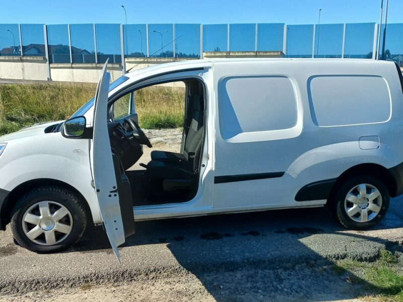 Renault Kangoo MAXI LONG Salon PL KLIMA FV23% 3 Osob. 1.5dci 110KM Tempomat 6 biegów