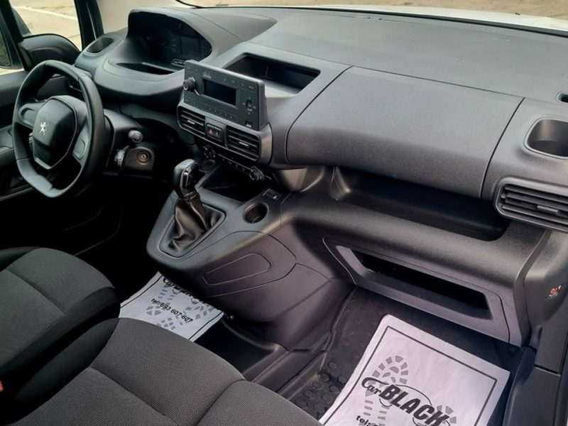 Peugeot Partner Pisemna Gwarancja 12 miesięcy