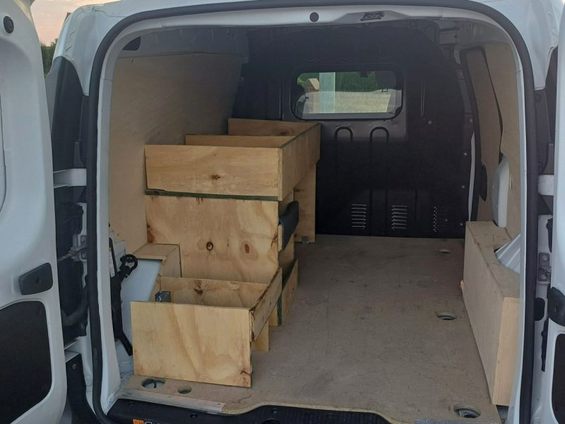 Renault Express 1.5 dCi 95KM Bagażnik dachowy