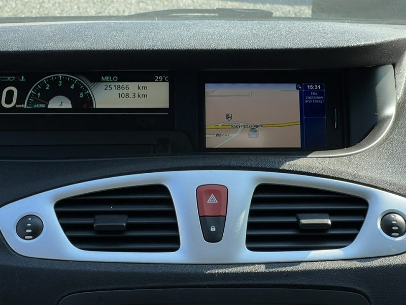 Renault Grand Scenic Gwarancja na rok w cenie auta * Wyjątkowo Ładny * Udok. Przebieg * II (2009-2016)