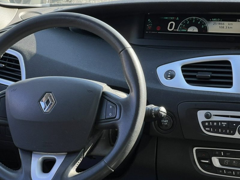Renault Grand Scenic Gwarancja na rok w cenie auta * Wyjątkowo Ładny * Udok. Przebieg * II (2009-2016)