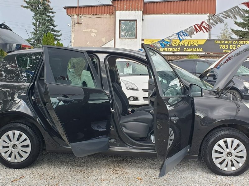 Renault Scenic 1 ROK GWARANCJI W CENIE!! Navi ,Manual 6biegów ,Możliwa Zamiana III (2009-2016)