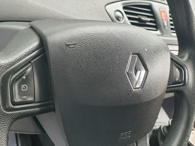 Renault Scenic 1 ROK GWARANCJI W CENIE!! Navi ,Manual 6biegów ,Możliwa Zamiana III (2009-2016)
