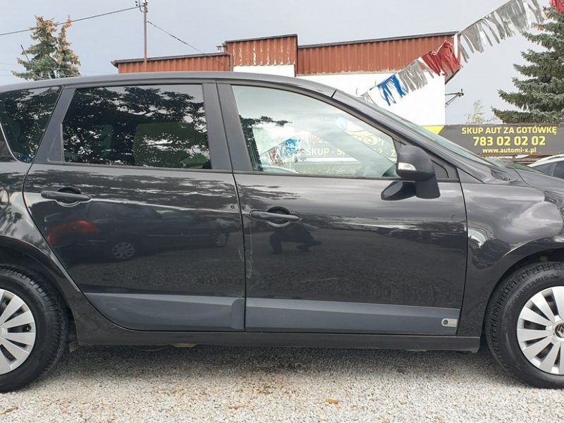 Renault Scenic 1 ROK GWARANCJI W CENIE!! Navi ,Manual 6biegów ,Możliwa Zamiana III (2009-2016)