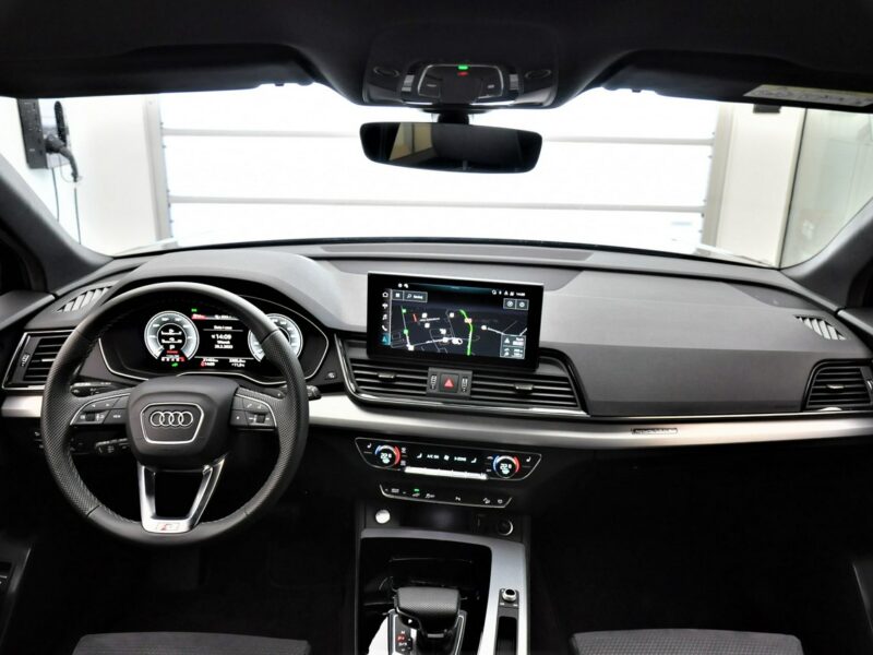 Audi Q5 55 TFSI e 36KM quattro Plug In Sline Stronic Alcantara ACC LED Kamera FY (2017-)