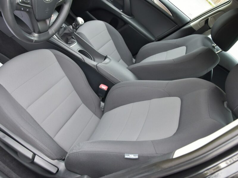 Toyota Avensis 1.6 132KM 2015r. lift SALON climatronic czujniki 138tkm Polecam III (2009-)