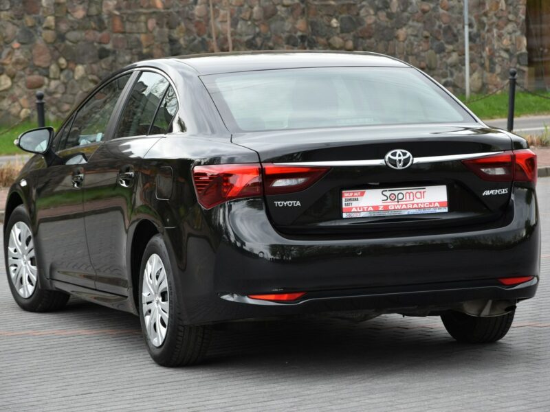 Toyota Avensis 1.6 132KM 2015r. lift SALON climatronic czujniki 138tkm Polecam III (2009-)