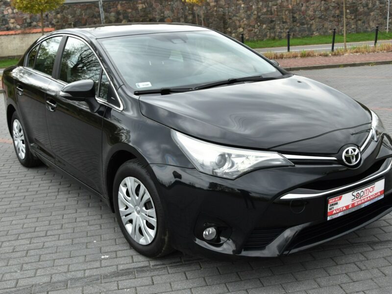 Toyota Avensis 1.6 132KM 2015r. lift SALON climatronic czujniki 138tkm Polecam III (2009-)