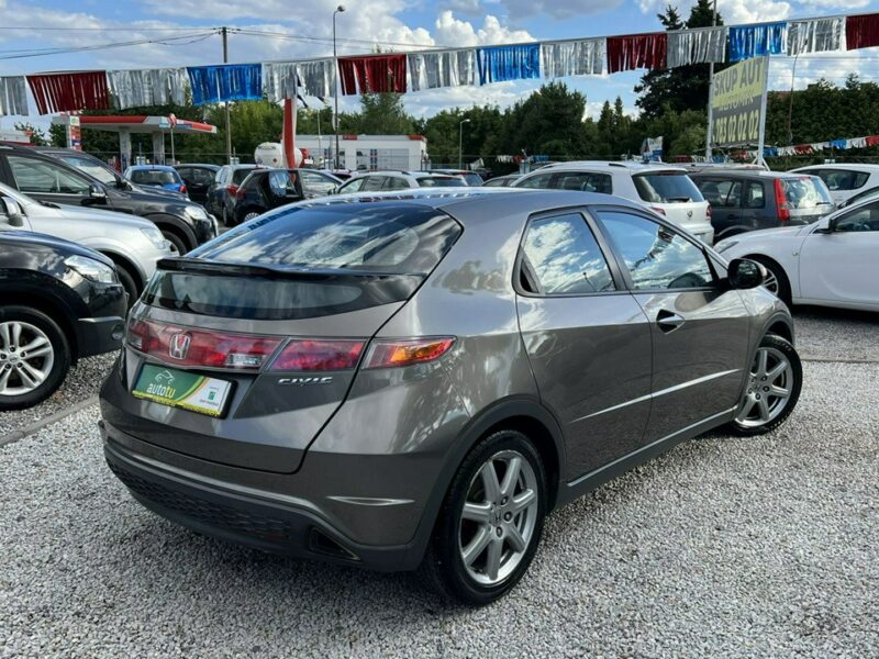 Honda Civic -SPRZEDANY- 1.8 Benzyna * Super Stan*Welur* Mozliwa Zamiana * 2X Koła VIII (2006-2011)