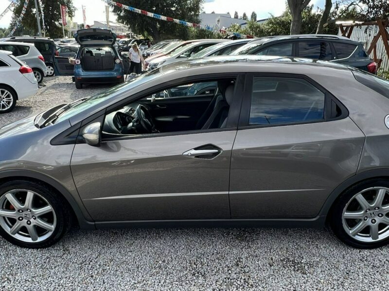 Honda Civic -SPRZEDANY- 1.8 Benzyna * Super Stan*Welur* Mozliwa Zamiana * 2X Koła VIII (2006-2011)