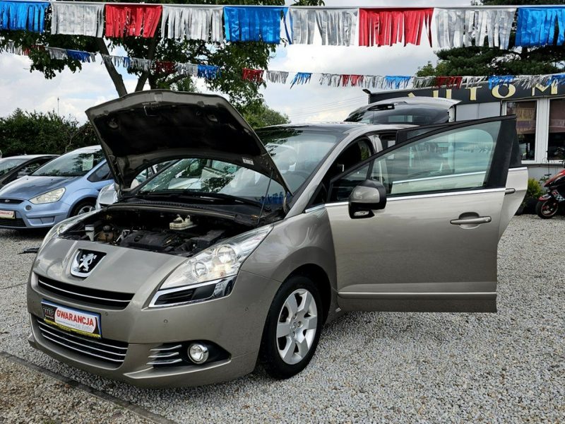 Peugeot 5008 Navi * Panorama / Head Up . 120 KM - 1.6 benz * GWARANCJA/.3SZT I (2009-2017)