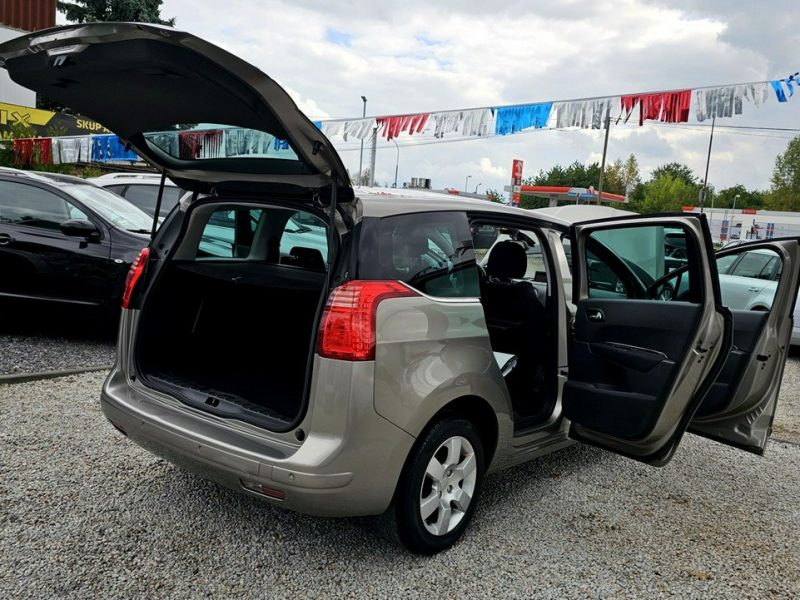 Peugeot 5008 Navi * Panorama / Head Up . 120 KM - 1.6 benz * GWARANCJA/.3SZT I (2009-2017)