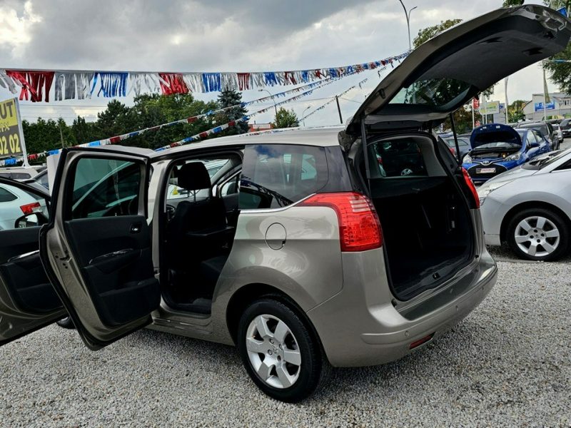 Peugeot 5008 Navi * Panorama / Head Up . 120 KM - 1.6 benz * GWARANCJA/.3SZT I (2009-2017)