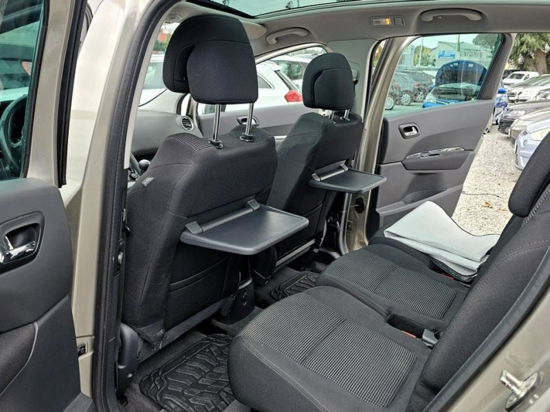 Peugeot 5008 Navi * Panorama / Head Up . 120 KM - 1.6 benz * GWARANCJA/.3SZT I (2009-2017)