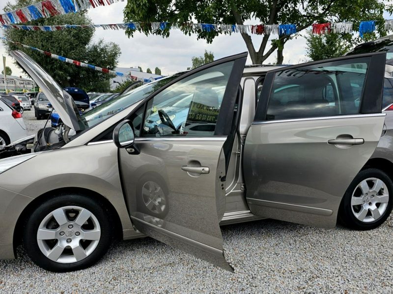 Peugeot 5008 Navi * Panorama / Head Up . 120 KM - 1.6 benz * GWARANCJA/.3SZT I (2009-2017)
