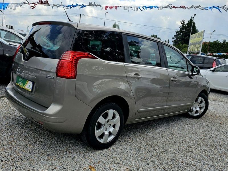 Peugeot 5008 Navi * Panorama / Head Up . 120 KM - 1.6 benz * GWARANCJA/.3SZT I (2009-2017)
