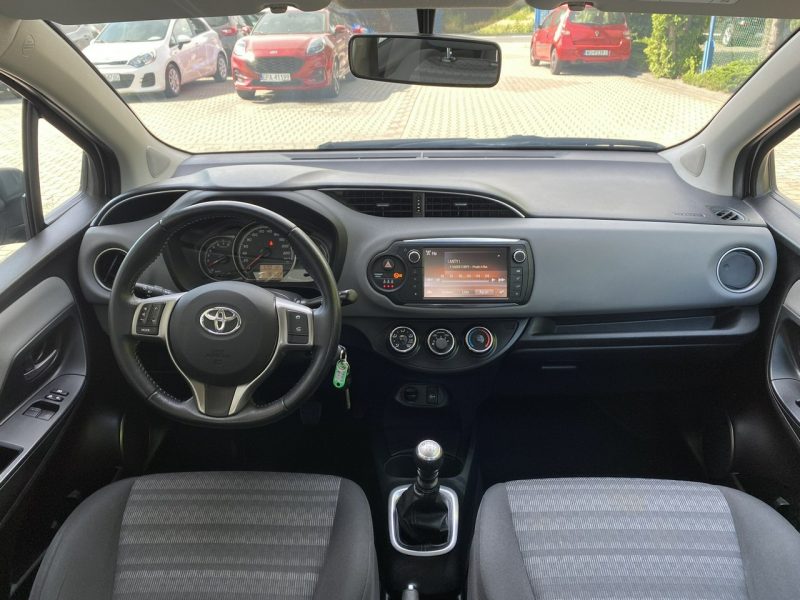 Toyota Yaris 1.3 99KM Kamera,Bluetooth, Gwarancja III (2011-2019)