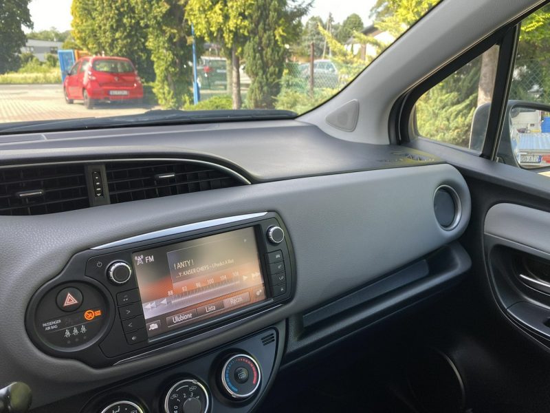Toyota Yaris 1.3 99KM Kamera,Bluetooth, Gwarancja III (2011-2019)