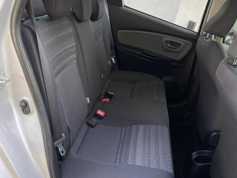 Toyota Yaris 1.3 99KM Kamera,Bluetooth, Gwarancja III (2011-2019)