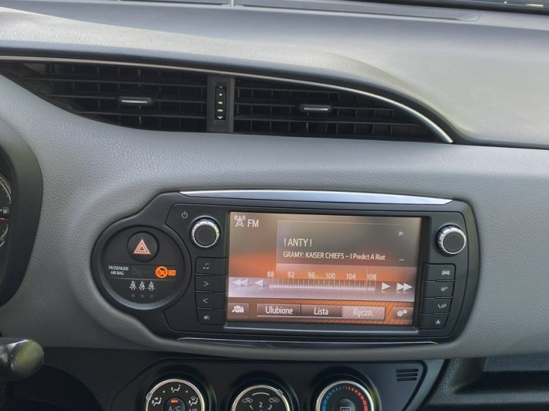 Toyota Yaris 1.3 99KM Kamera,Bluetooth, Gwarancja III (2011-2019)