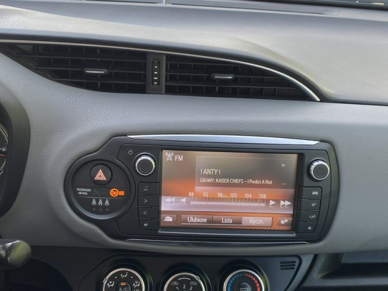 Toyota Yaris 1.3 99KM Kamera,Bluetooth, Gwarancja III (2011-2019)