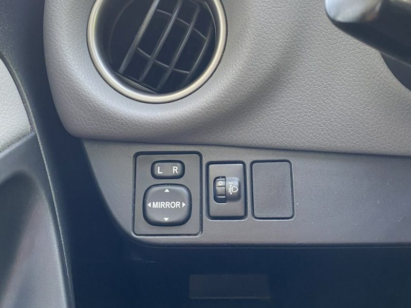 Toyota Yaris 1.3 99KM Kamera,Bluetooth, Gwarancja III (2011-2019)