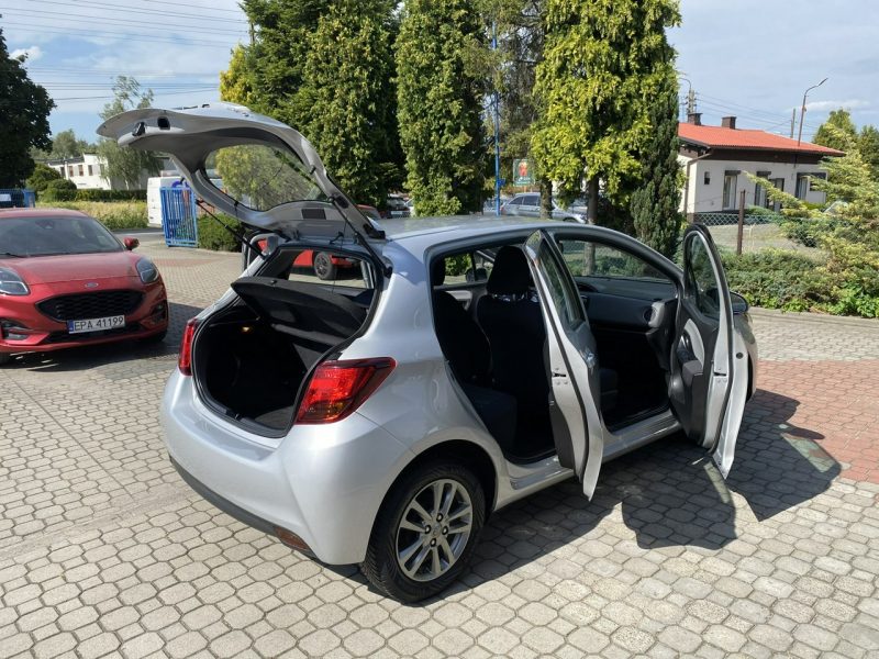 Toyota Yaris 1.3 99KM Kamera,Bluetooth, Gwarancja III (2011-2019)