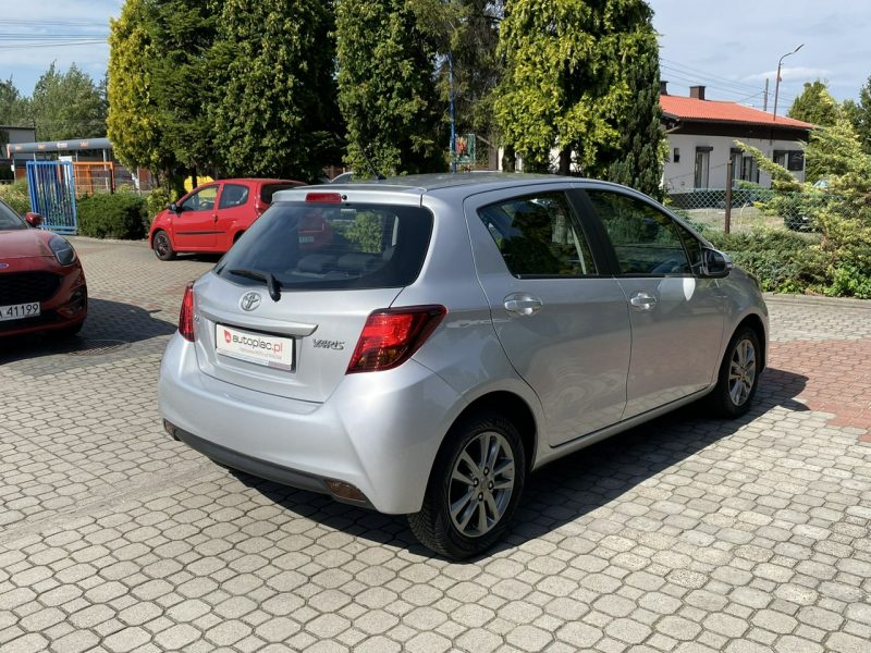 Toyota Yaris 1.3 99KM Kamera,Bluetooth, Gwarancja III (2011-2019)