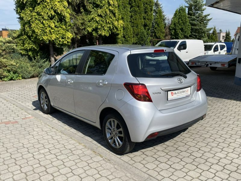 Toyota Yaris 1.3 99KM Kamera,Bluetooth, Gwarancja III (2011-2019)