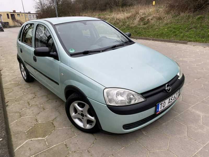 Opel Corsa Opel Corsa Opłacony Benzyna Mały przebieg Klima C (2000-2006)