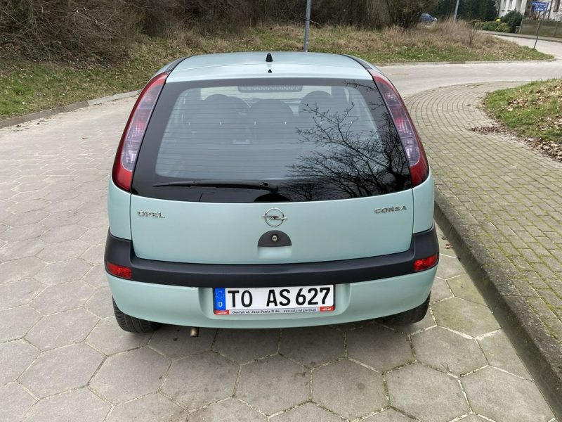 Opel Corsa Opel Corsa Opłacony Benzyna Mały przebieg Klima C (2000-2006)